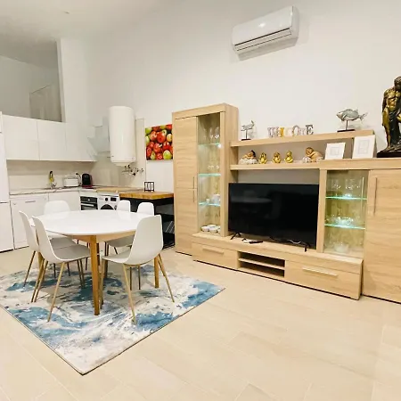 Apartamento Familiar Cyb A6