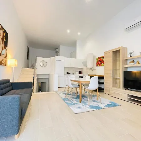 Apartment Apartamento Familiar Cyb A6